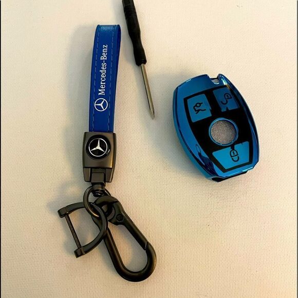 Mercedes Benz fob Keychain in Blue and fob cover in Blue NWT - Picture 1 of 7